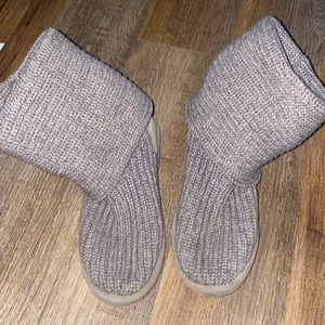 Grey Uggs